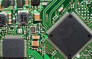 PLC与单片机的区别、用途及集成电路的角色解析